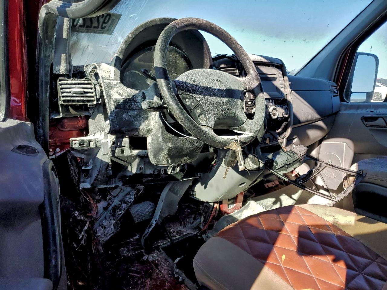 2011 Mercedes-Benz Sprinter 2500 Pass V