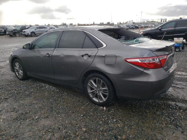 2016 Toyota Camry le