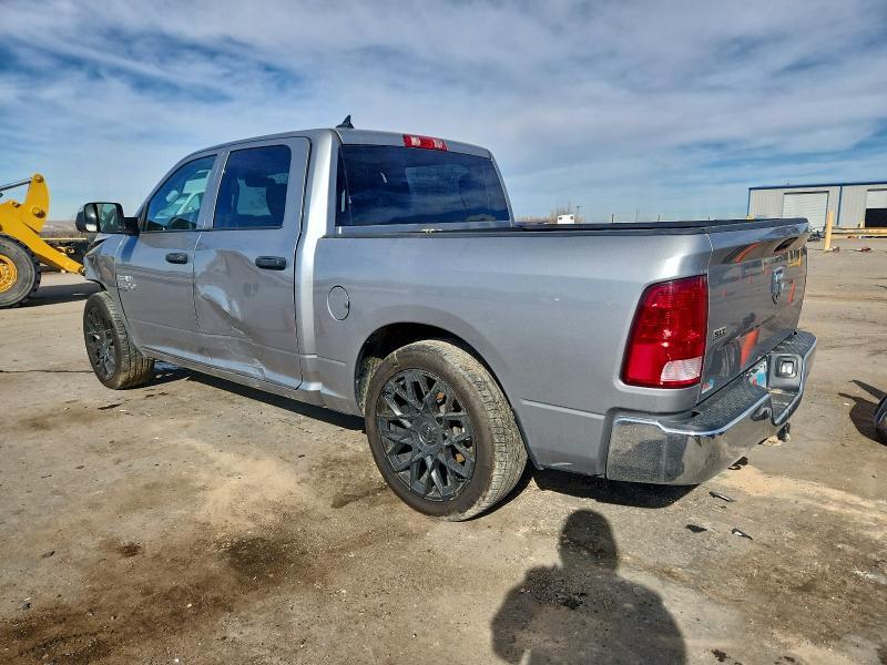 2022 Dodge Ram 1500 Classic slt