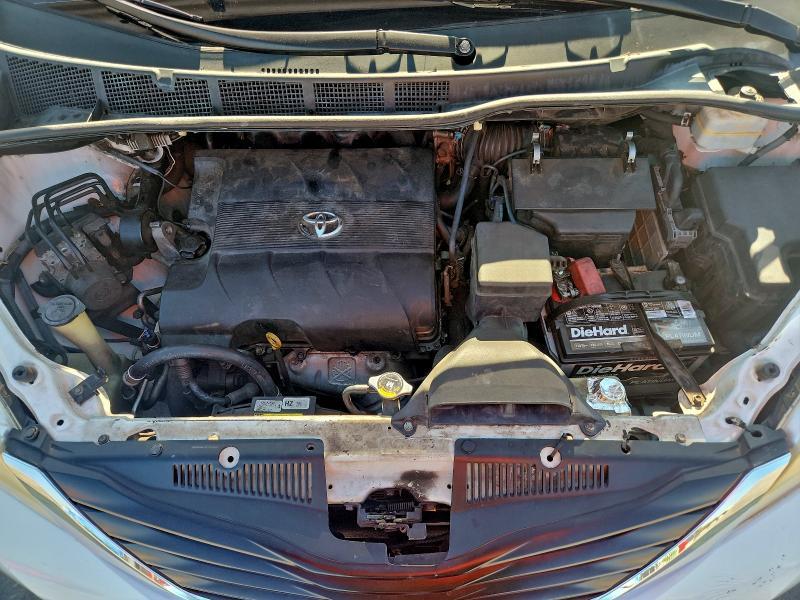 2011 Toyota Sienna