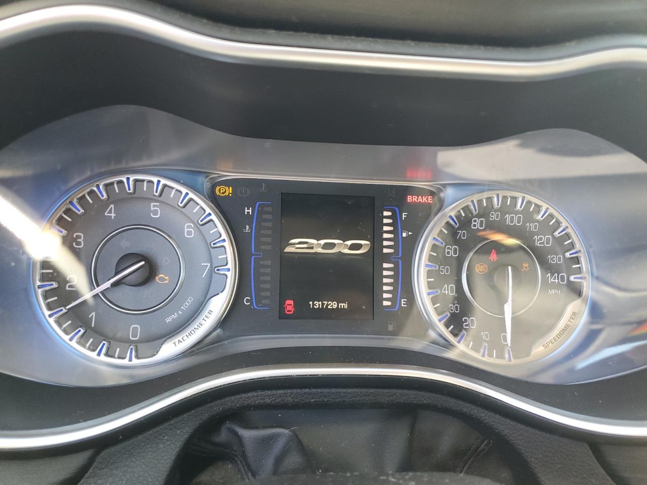2015 Chrysler 200 Limited