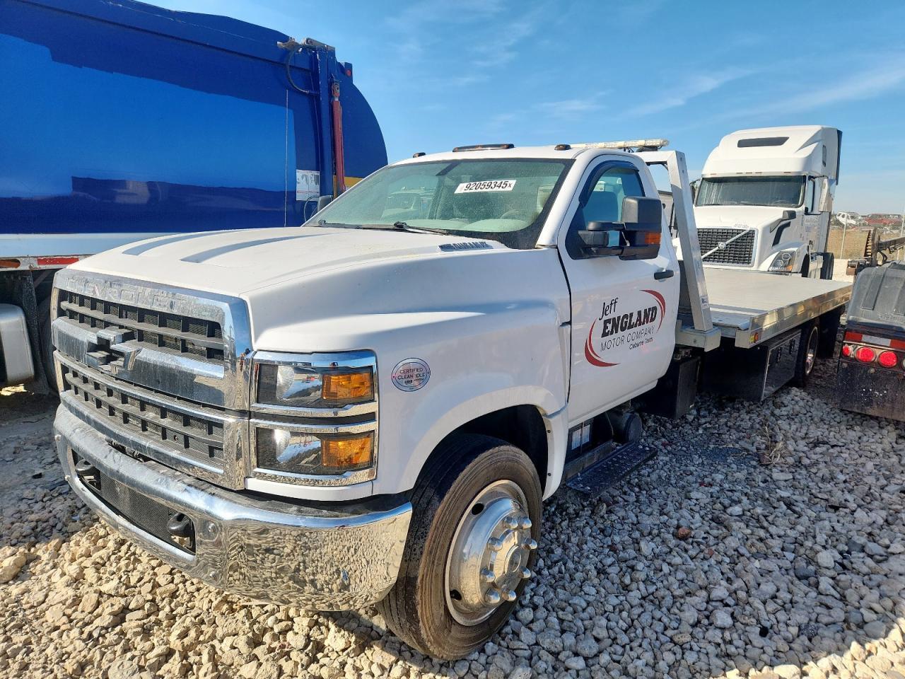 2022 Chevrolet Silverado Rollback Truck
