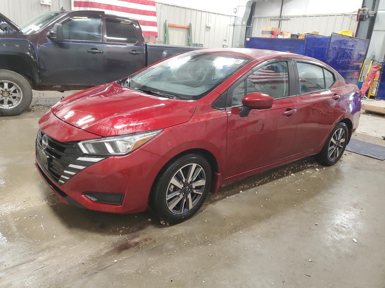 2024 Nissan Versa sv