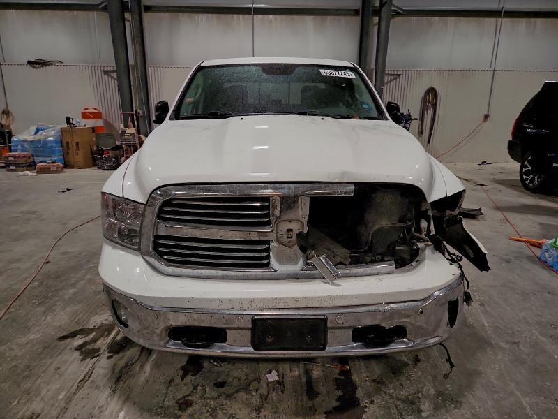 2016 Dodge RAM 1500 SLT