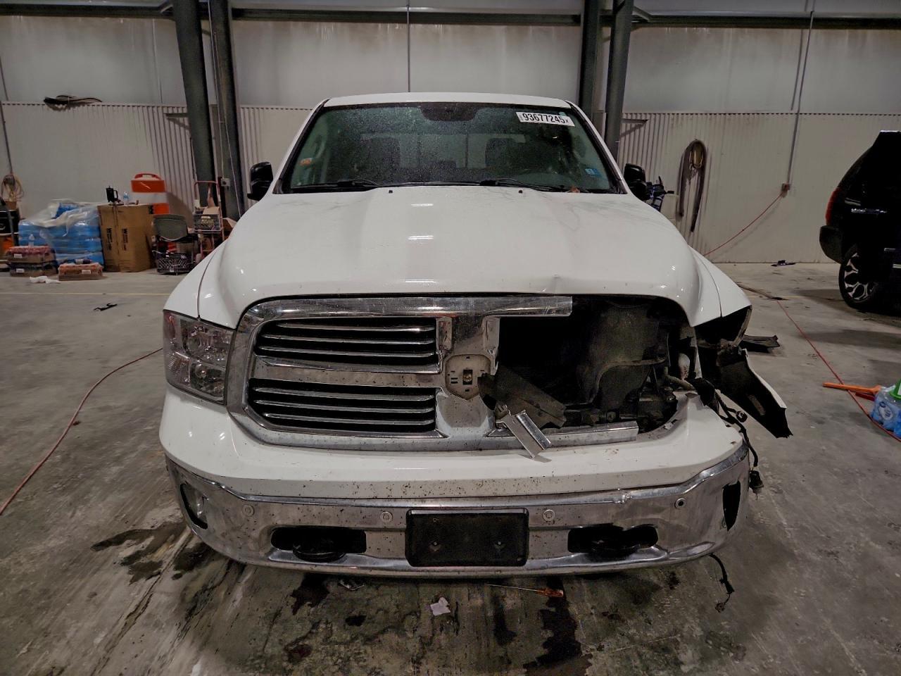 2016 Dodge RAM 1500 SLT