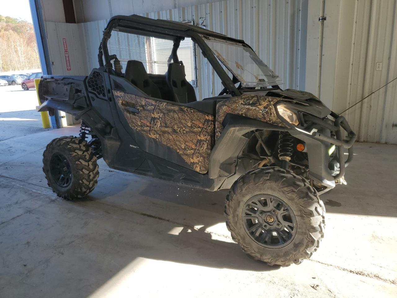 2021 Can-Am Commander Utility Vehicle