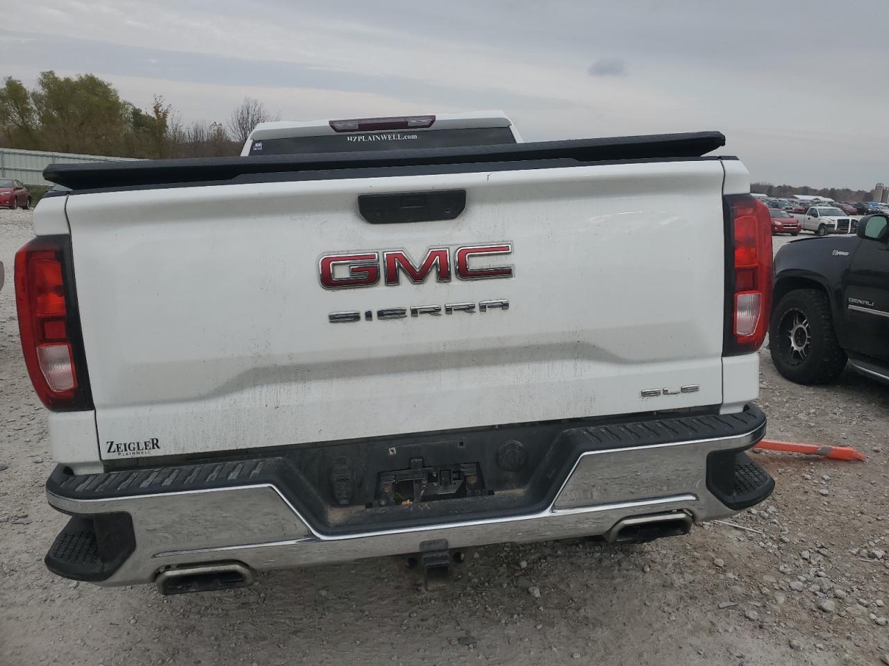 2020 GMC Sierra K1500 sle