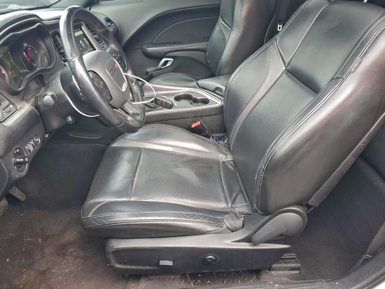 2017 Dodge Challenger sxt