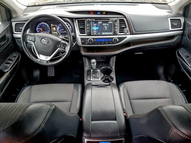 2018 Toyota Highlander le