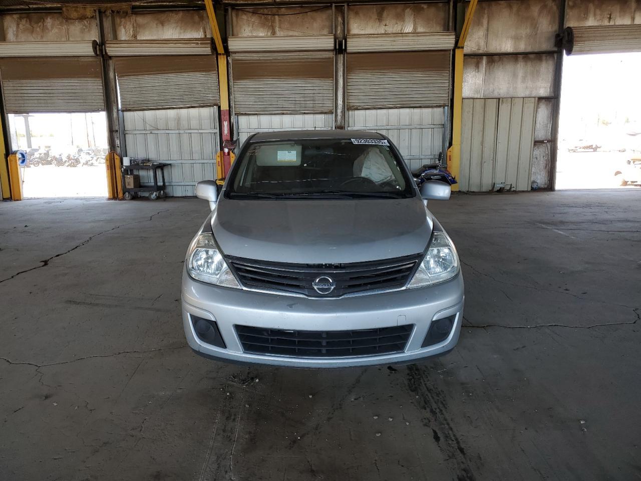 2012 Nissan Versa s