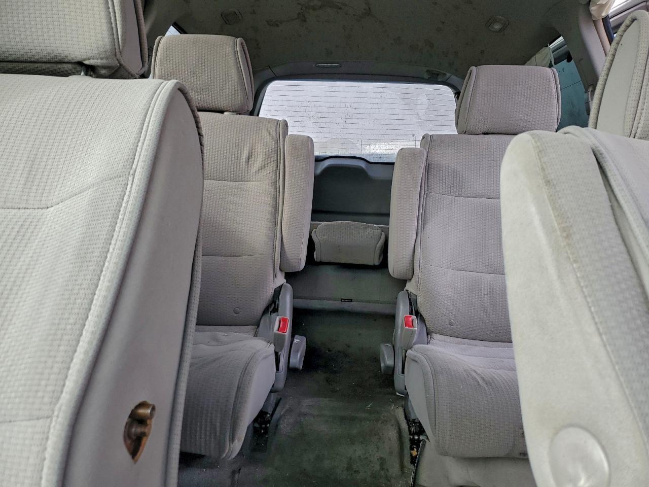 2009 Nissan Quest s