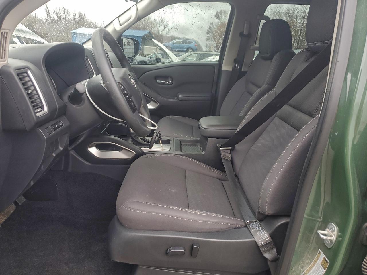 2023 Nissan Frontier s