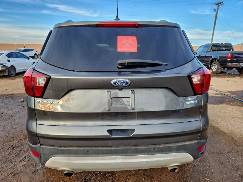2019 Ford Escape sel