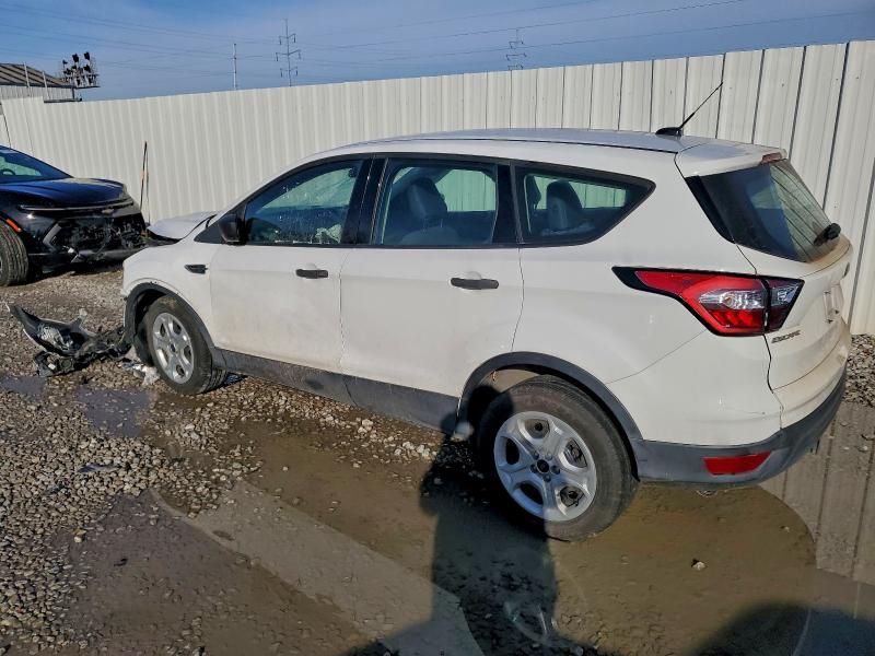 2018 Ford Escape s