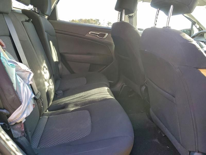 2025 KIA Sportage lx