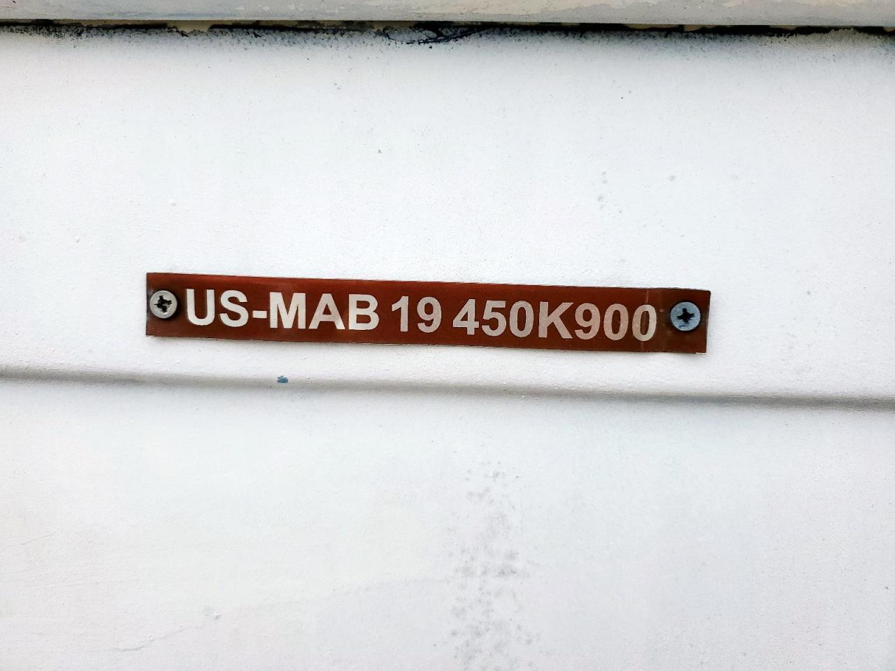 2000 Mariah Z270