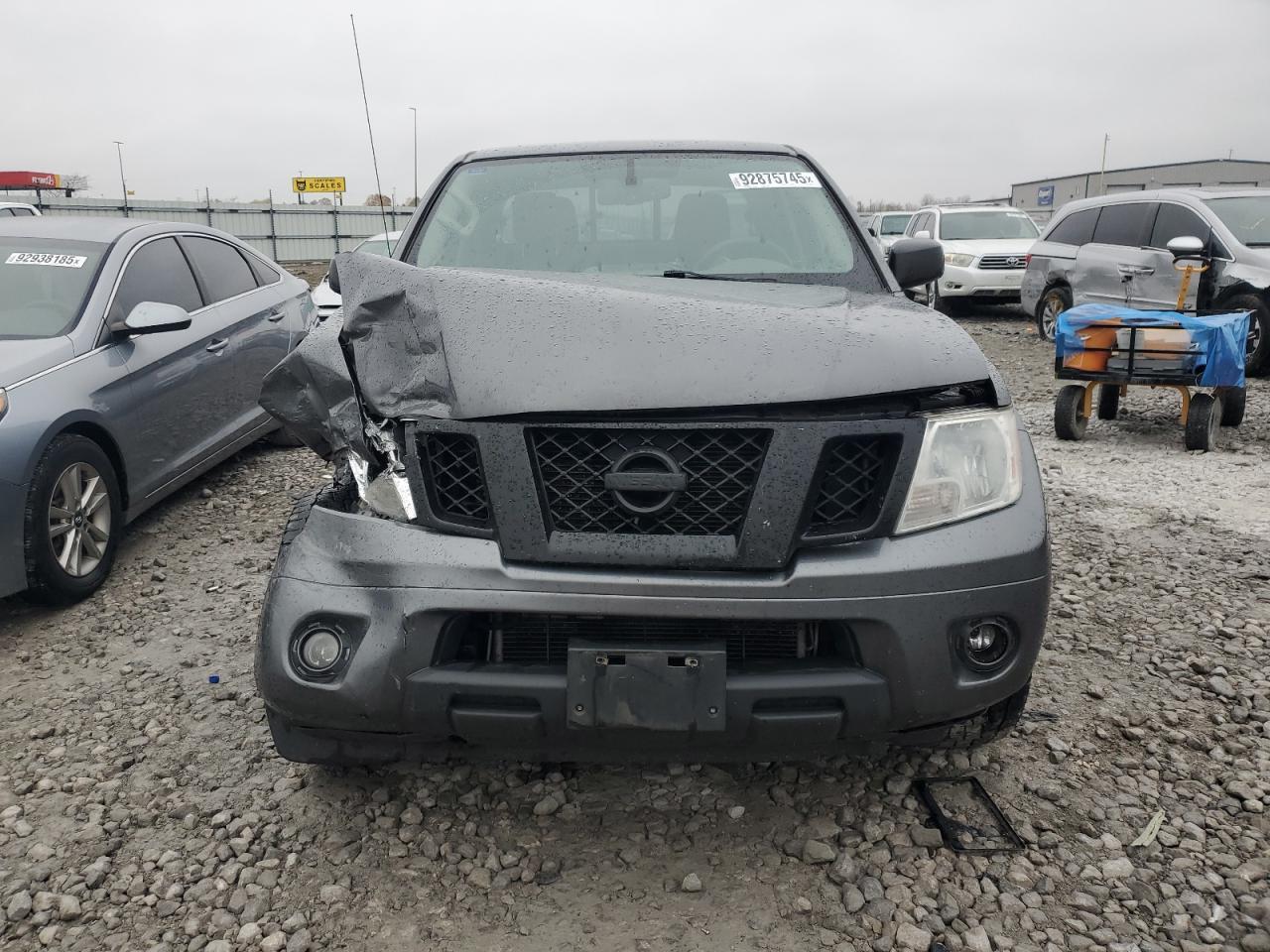 2019 Niss Frontier