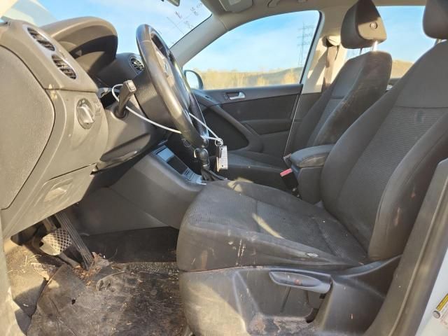 2014 Volkswagen Tiguan S