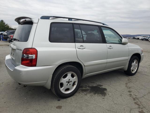 2004 Toyota Highlander