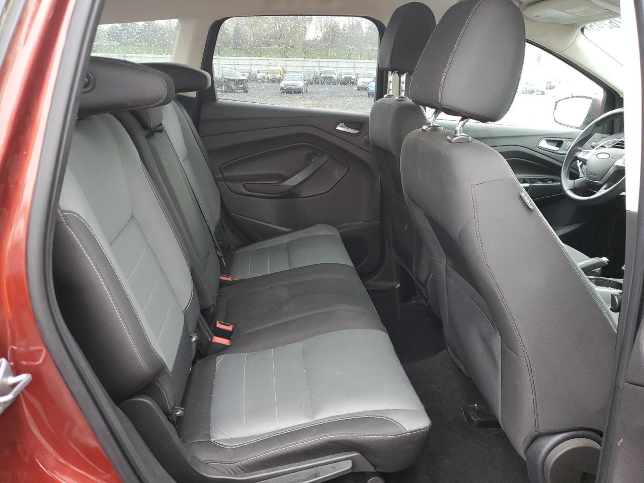 2016 Ford Escape se