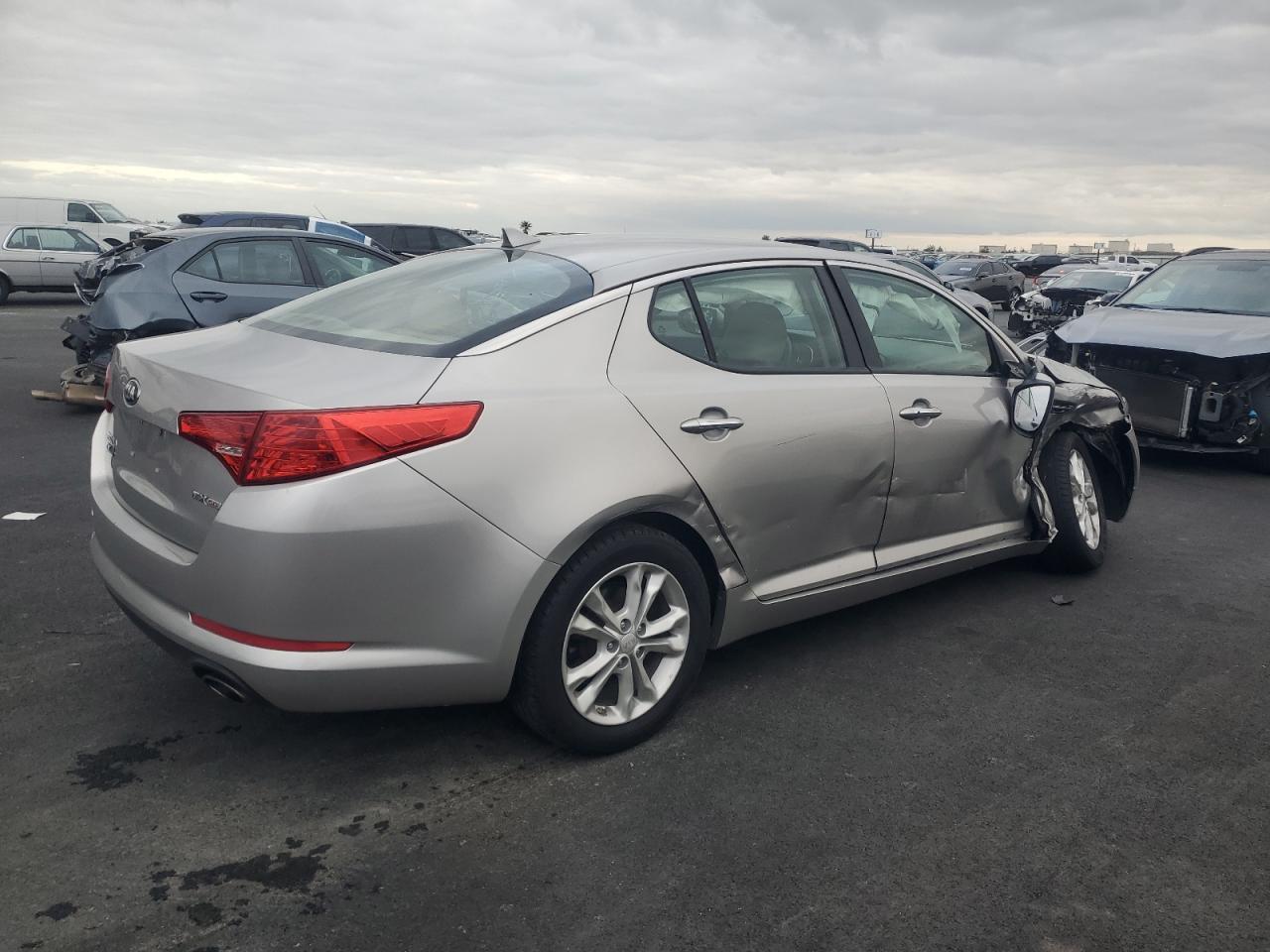 2013 KIA Optima ex