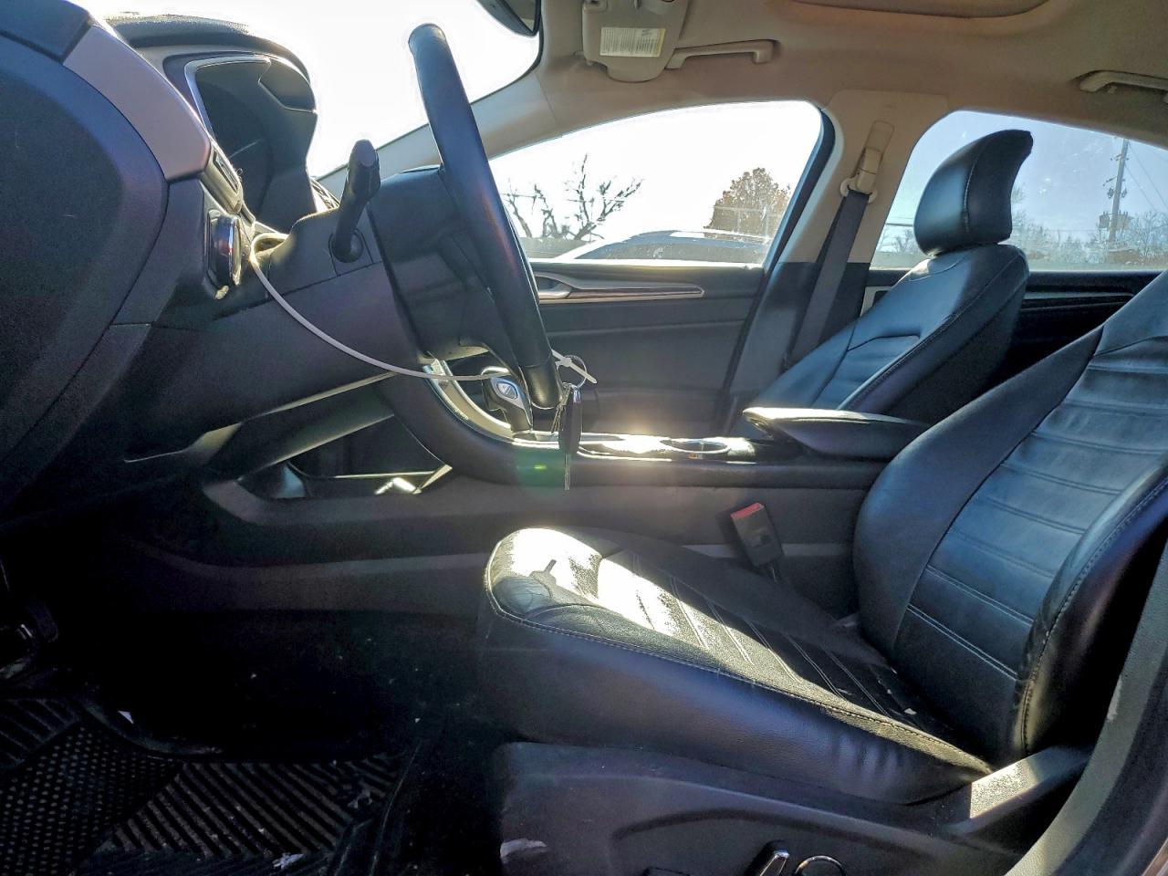 2016 Ford Fusion se