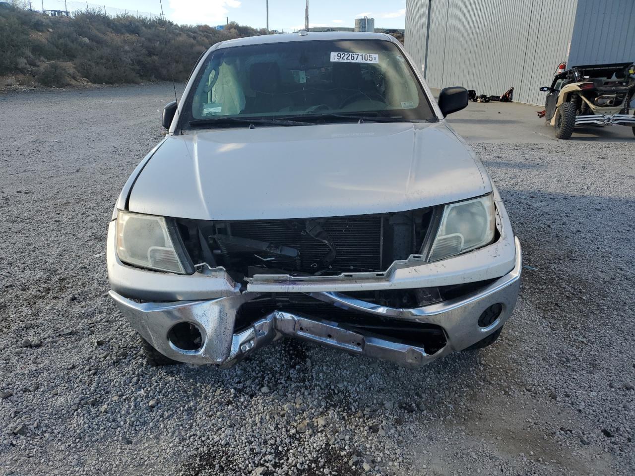 2011 Nissan Frontier s