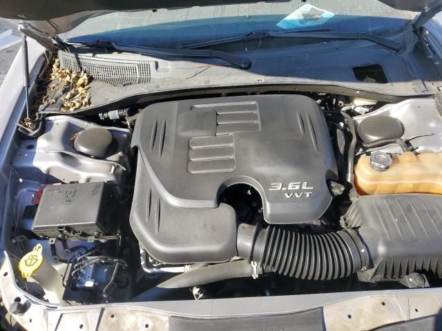 2018 Dodge Charger sxt Plus