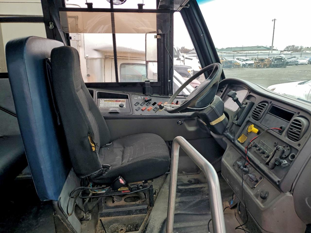 2010 Freigliner B2 School Bus