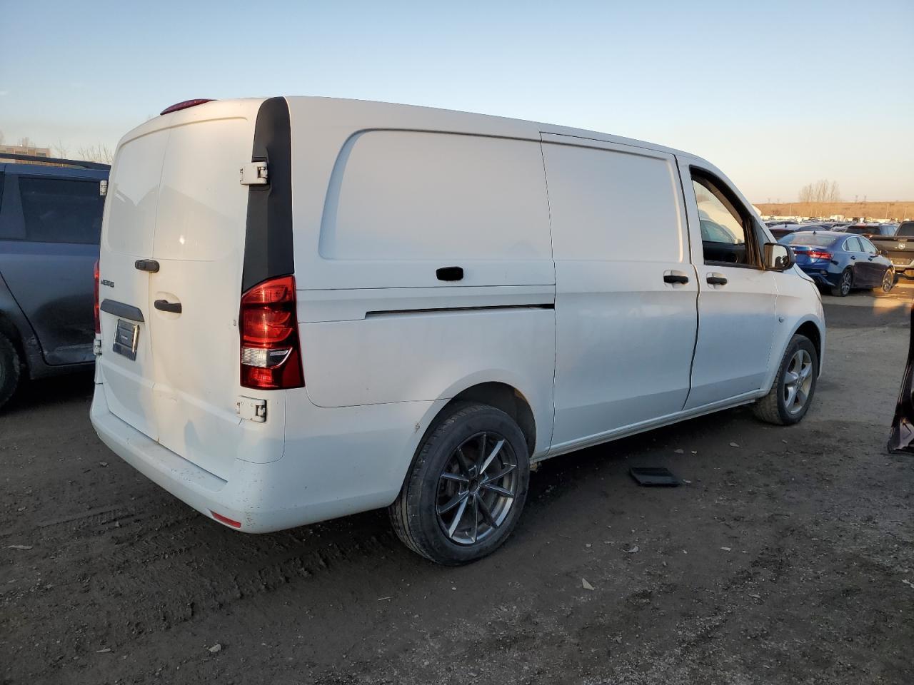 2016 Mercedes-Benz Metris