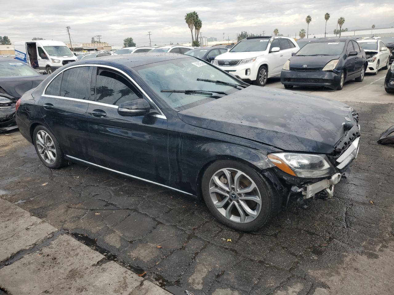 2017 Mercedes-Benz C300