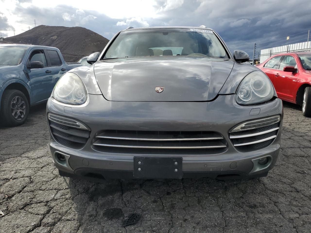 2012 Porsche Cayenne s