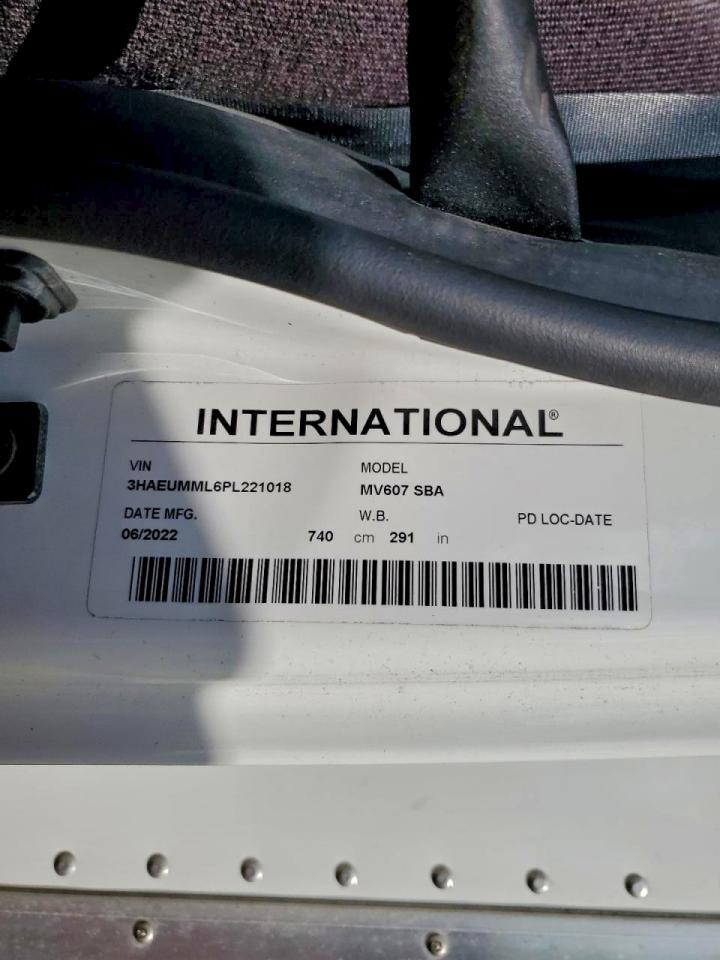 2023 International MV607 BOX Truck