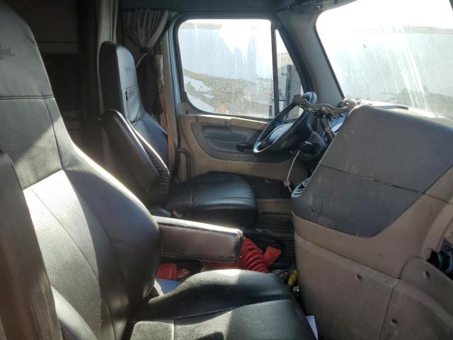 2017 Freigliner 2017 Freightliner Cascadia 125 Semi Truck