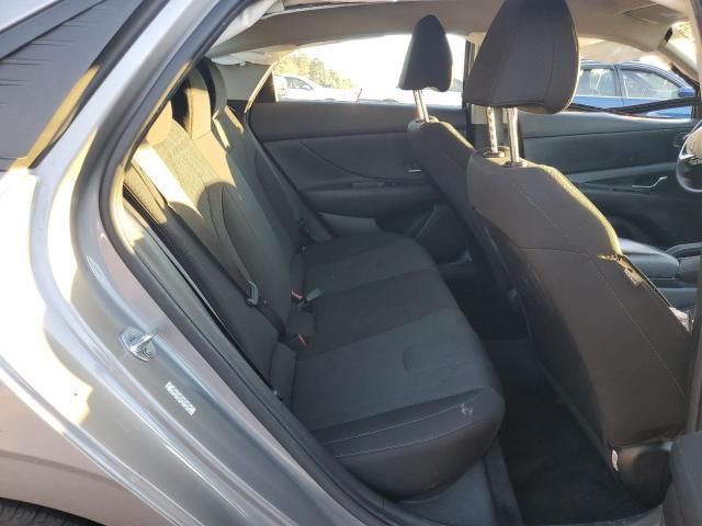 2021 Hyundai Elantra se