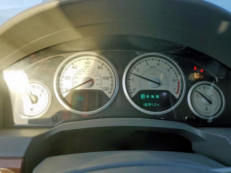 2009 Chrysler Town & Country Touring