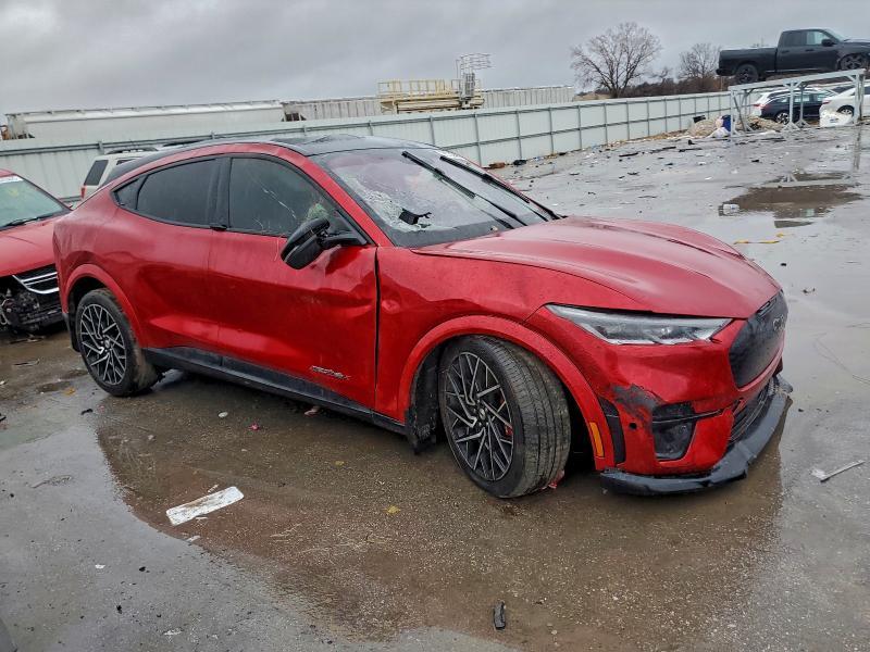 2022 Ford Mustang Mach-e gt