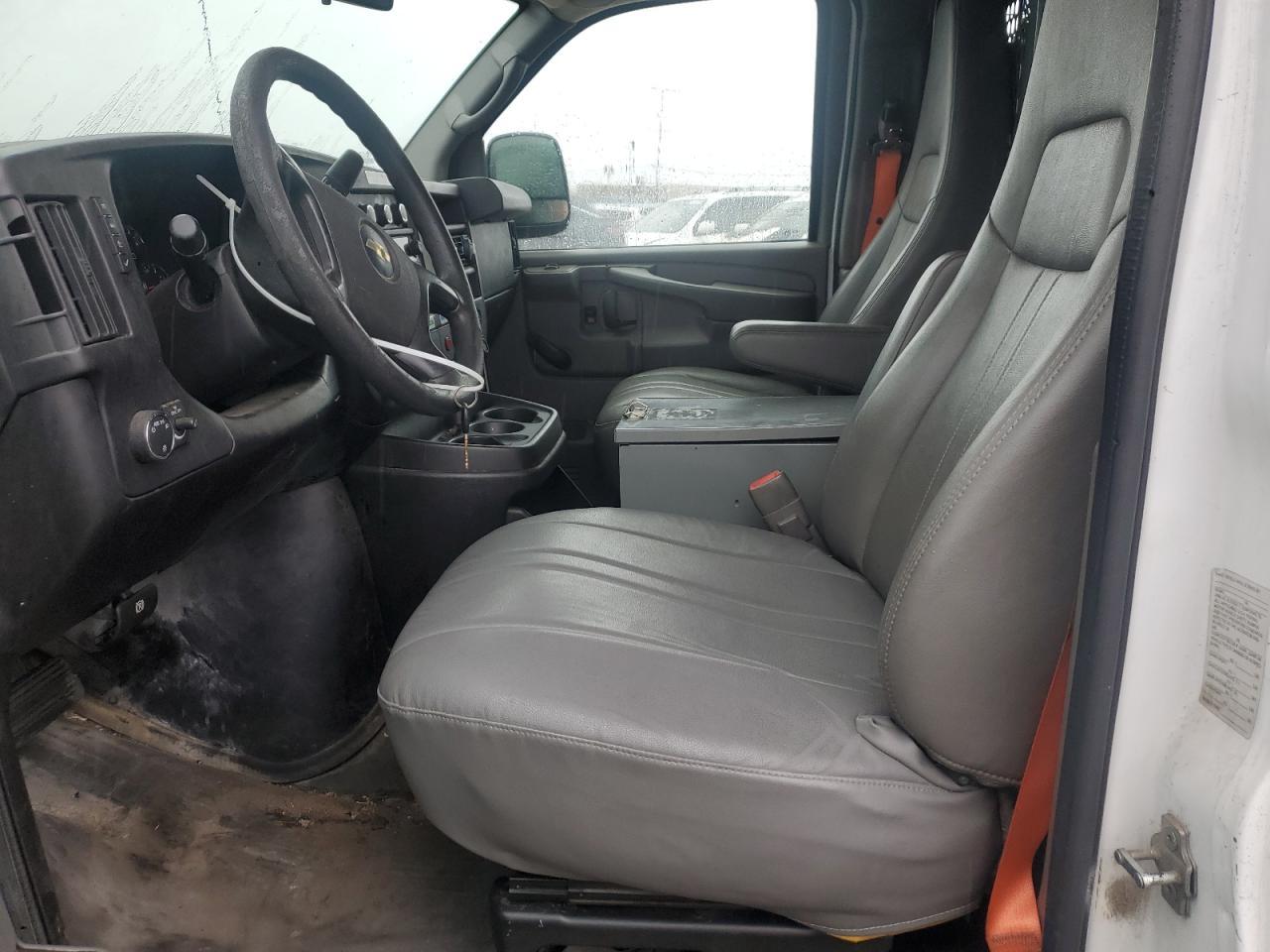 2013 Chev Express G2500