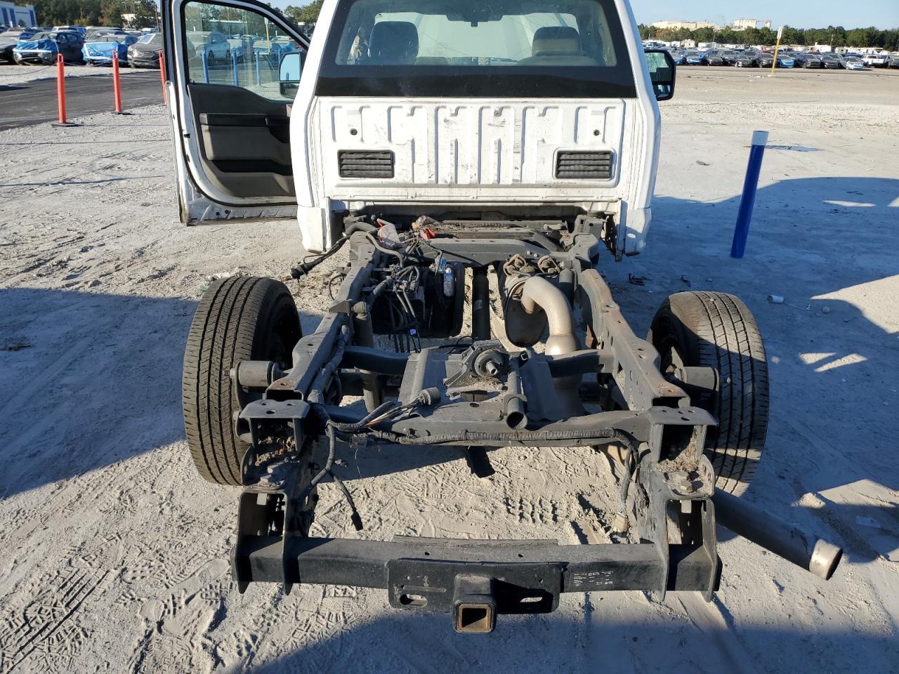 2021 Ford F250 Super Duty Truck Cab AND Chassis