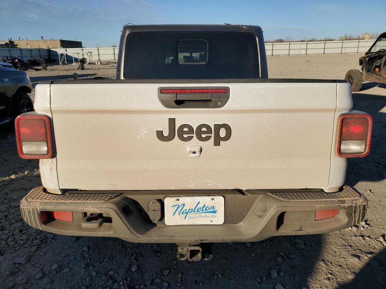 2023 Jeep Gladiator Sport