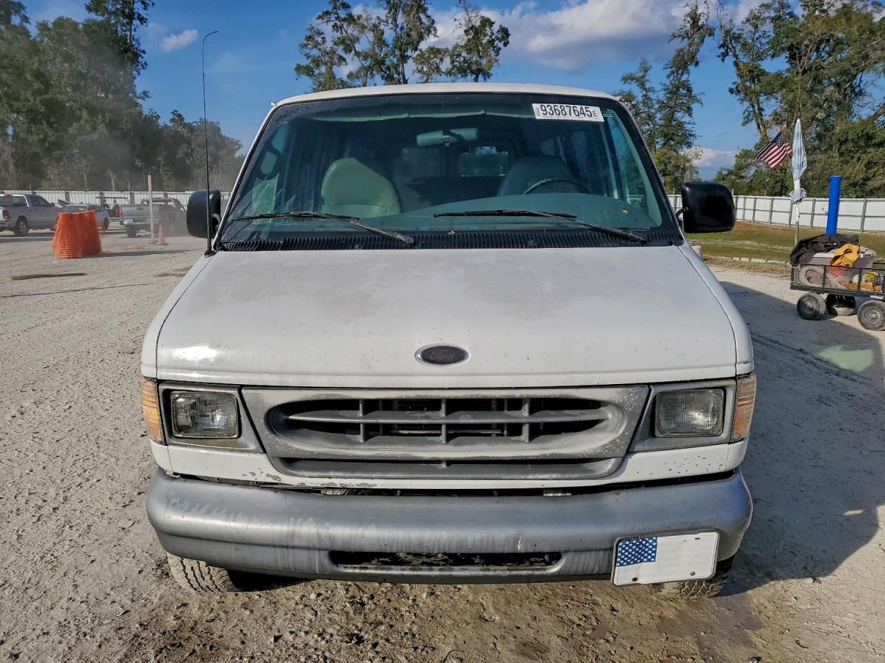 2001 Ford Econoline E350 Super Duty Wagon