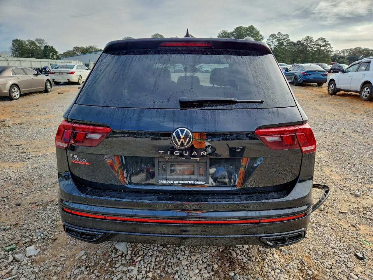 2024 Volkswagen Tiguan se R-line Black