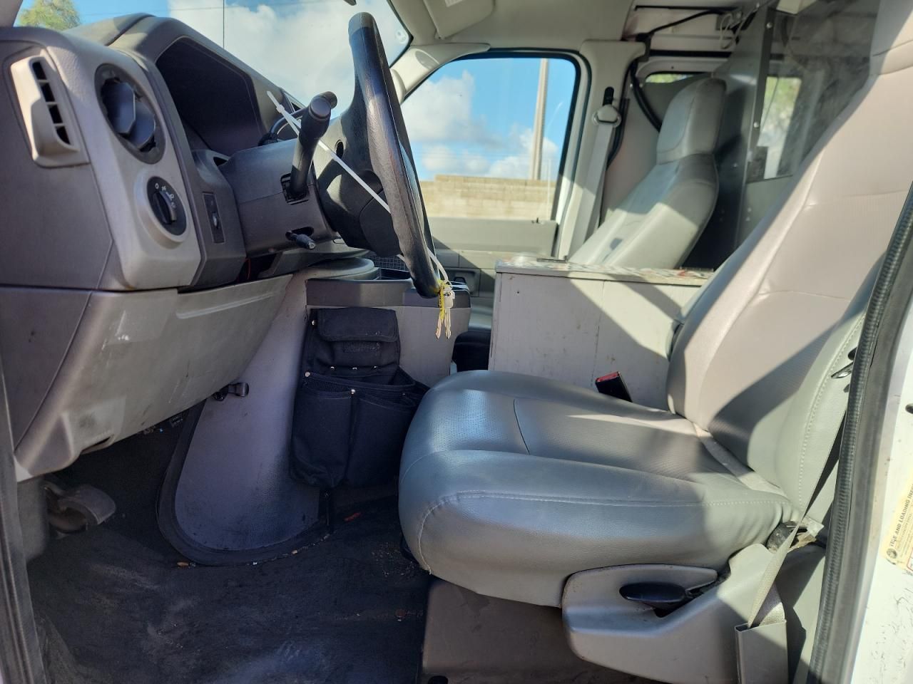 2010 Ford E250 Utility / Service van