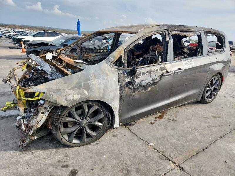 2019 Chrysler Pacifica Touring Plus