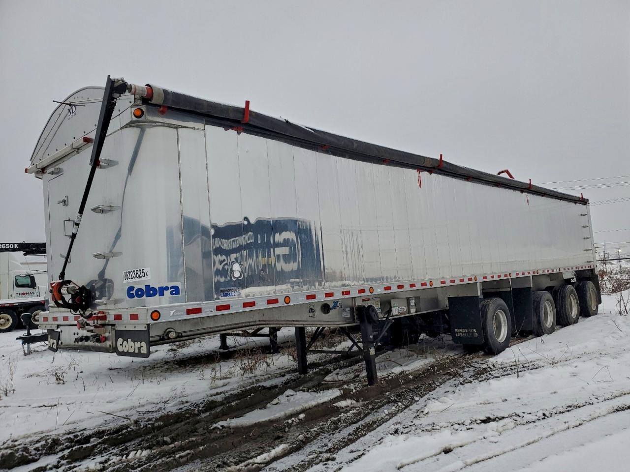 2024 Cobra Performance Boats Dump Trailer