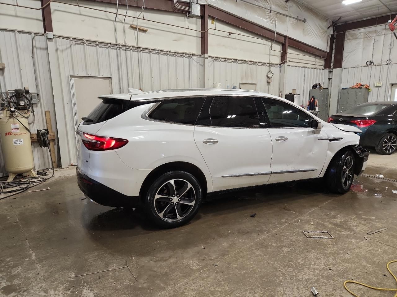 2021 Buick Enclave Essence