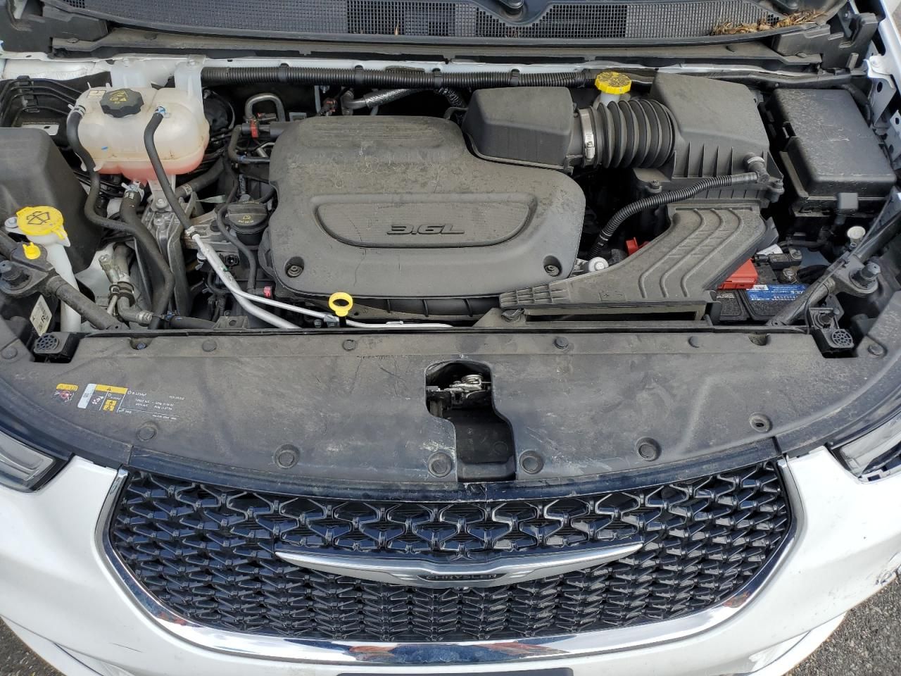 2024 Chrysler Pacifica Touring l