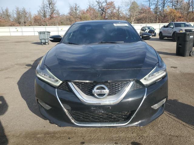 2021 Nissan Maxima sv