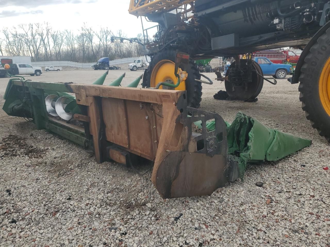 2014 John Deere 608C Corn Head