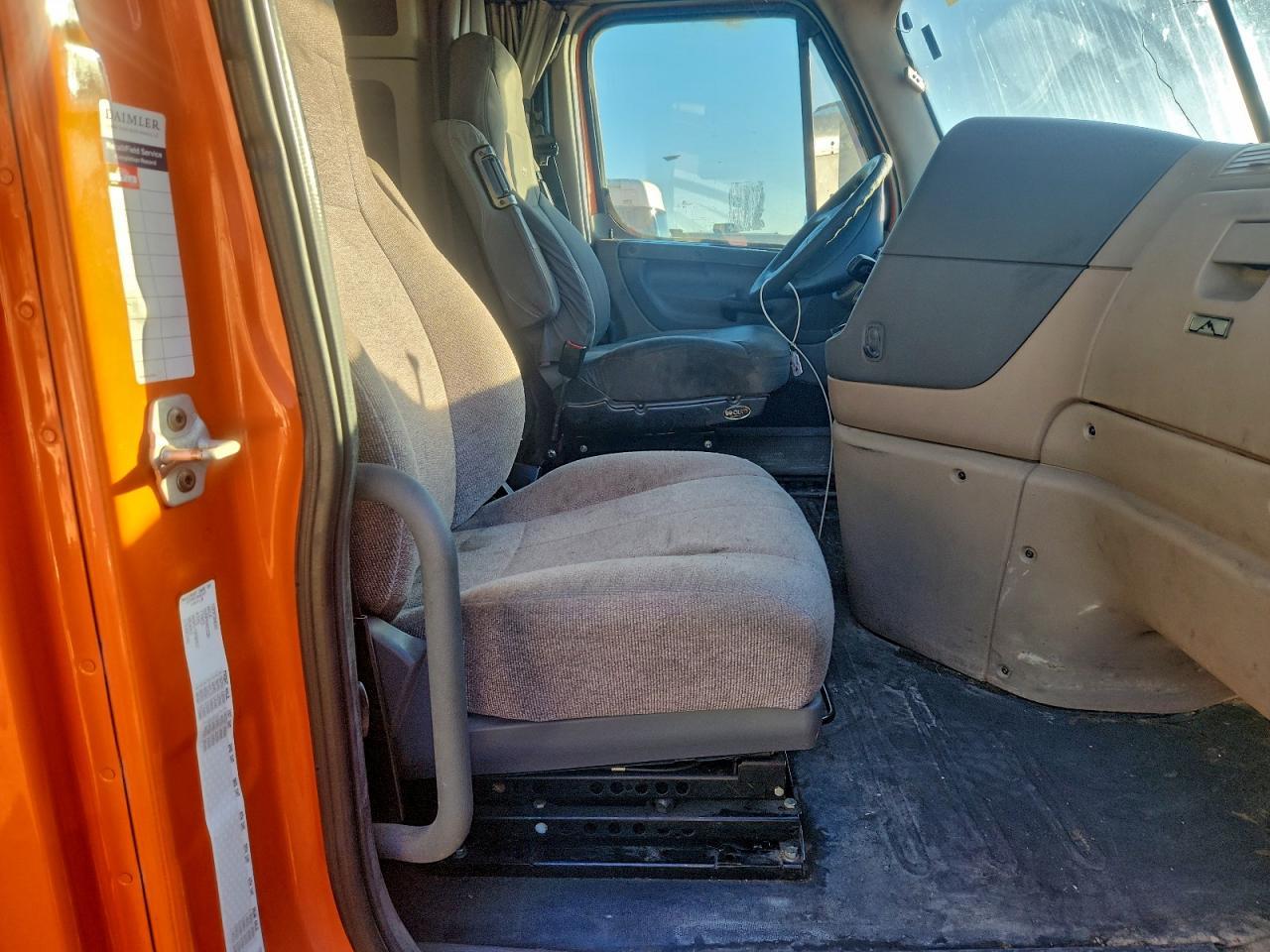 2016 Freigliner 2016 Freightliner Cascadia 125 Semi Truck